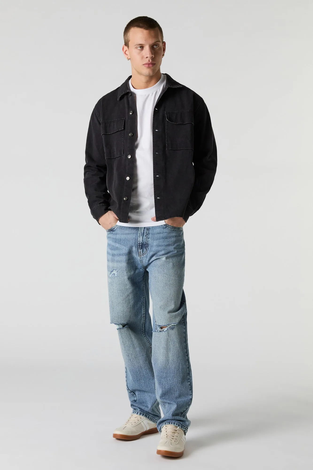 Haut boutonné en denim délavé avec col