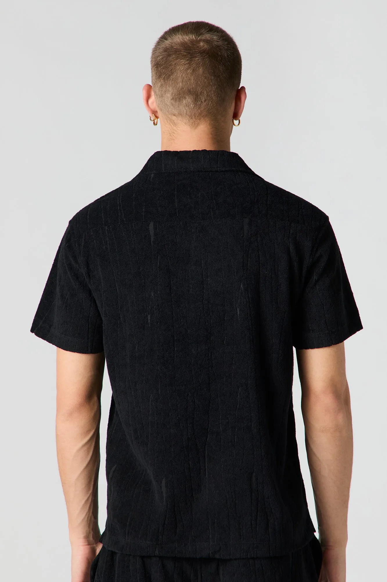 Haut boutonné en tissu éponge texturé