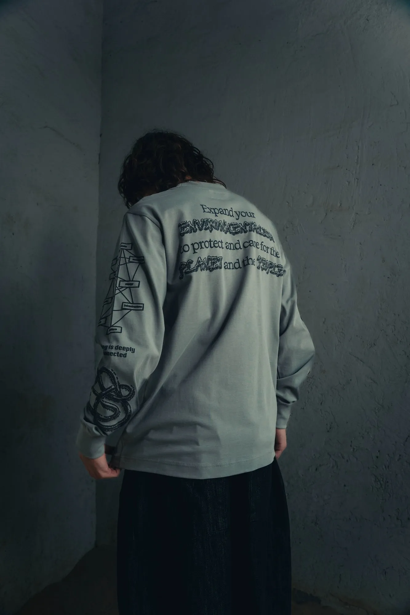 Interconnected Environment  L/S Basic Tee (Flint)
