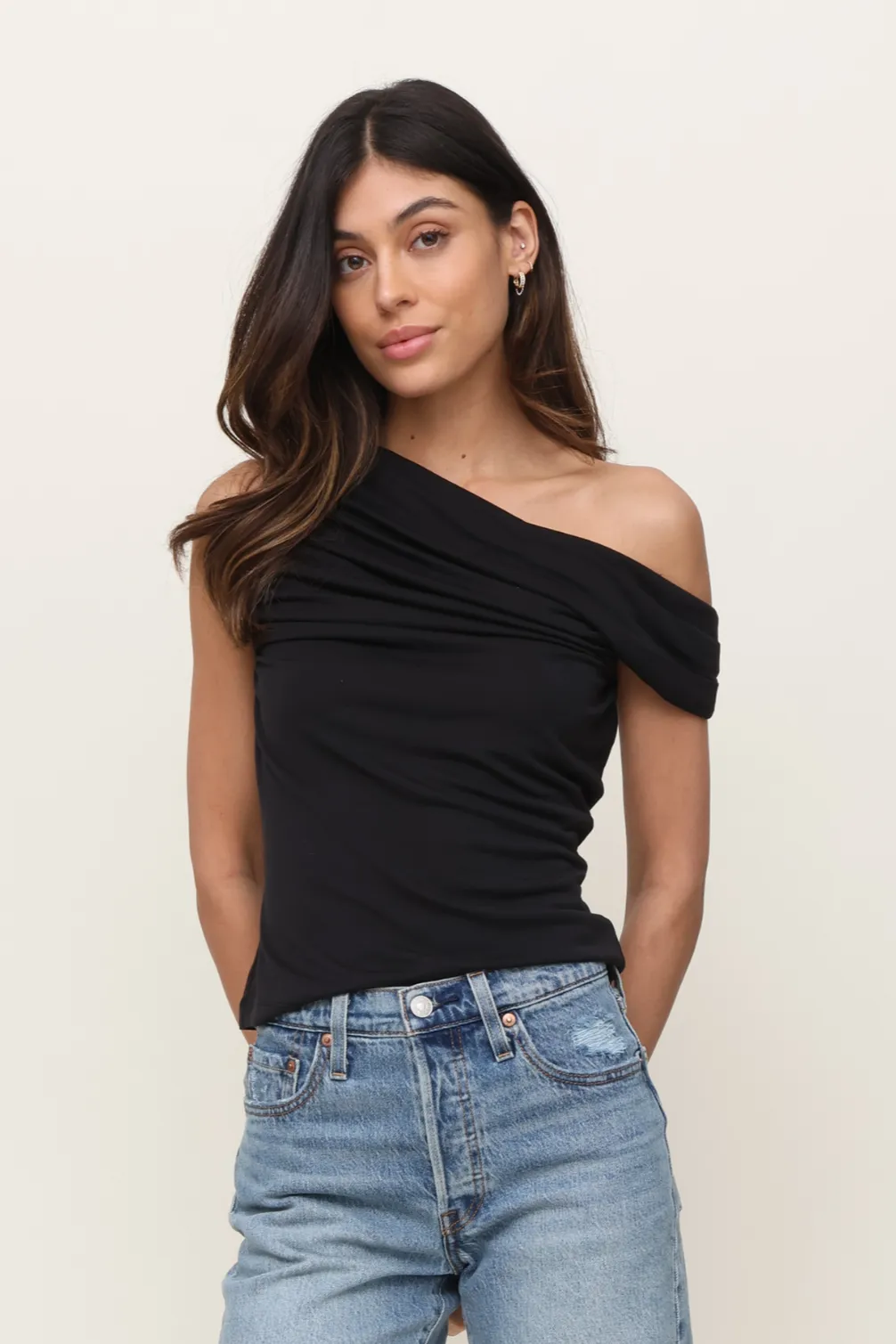Jenner Asymmetrical Top