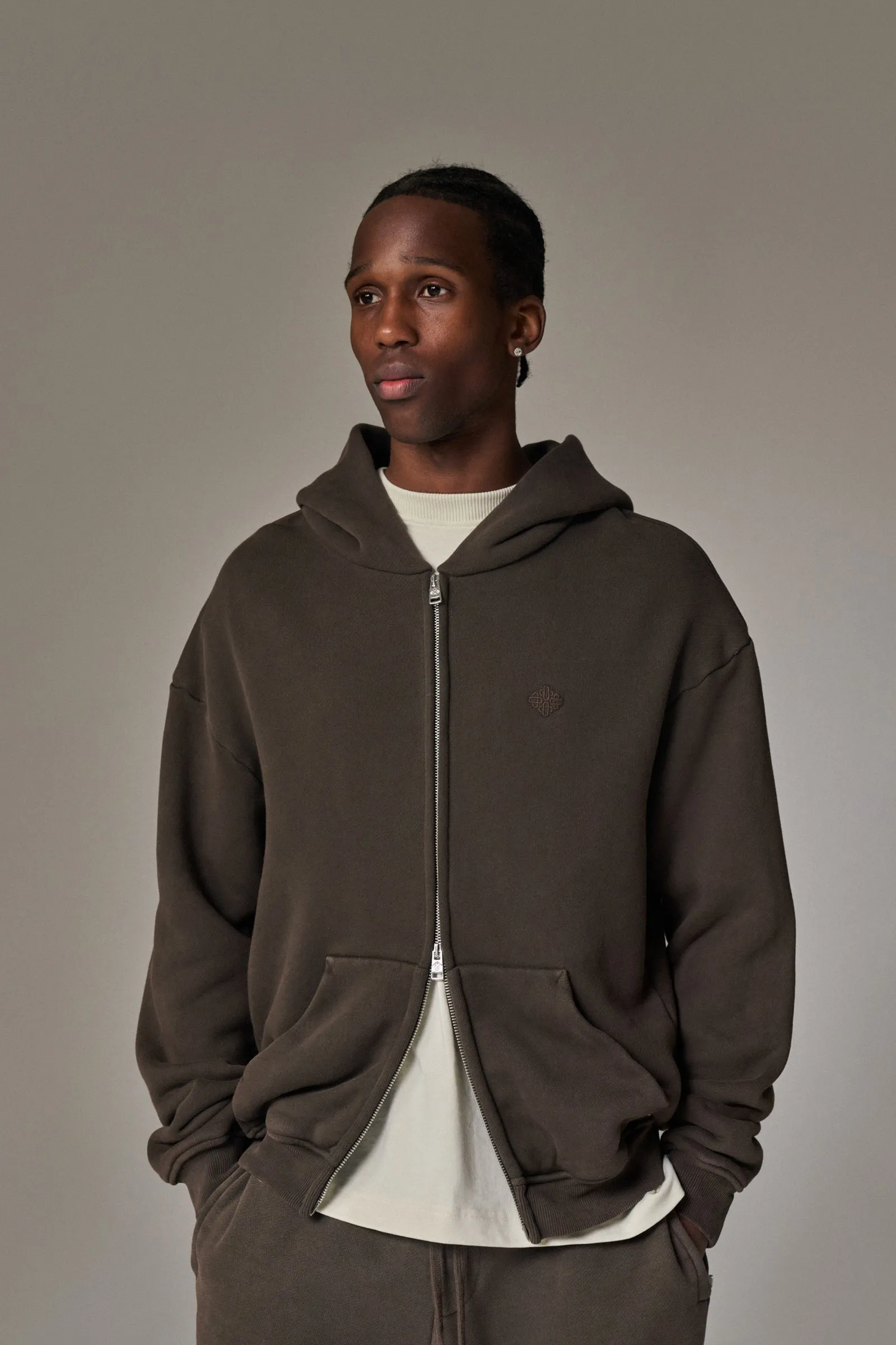 LAUNDERED CLASSICS ZIP THROUGH HOODIE - WASHED BROWN