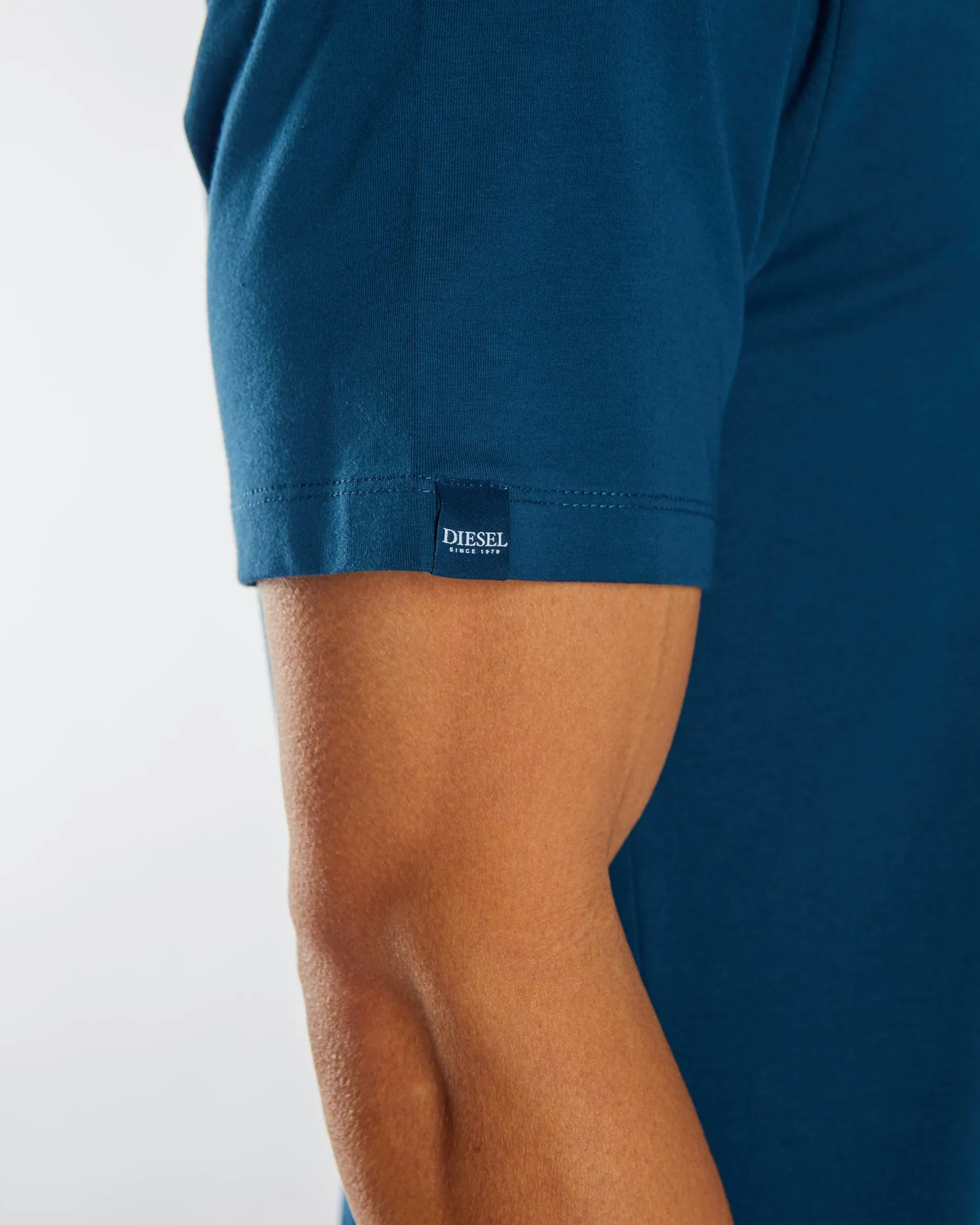 Lincoln Tee Majolica Blue