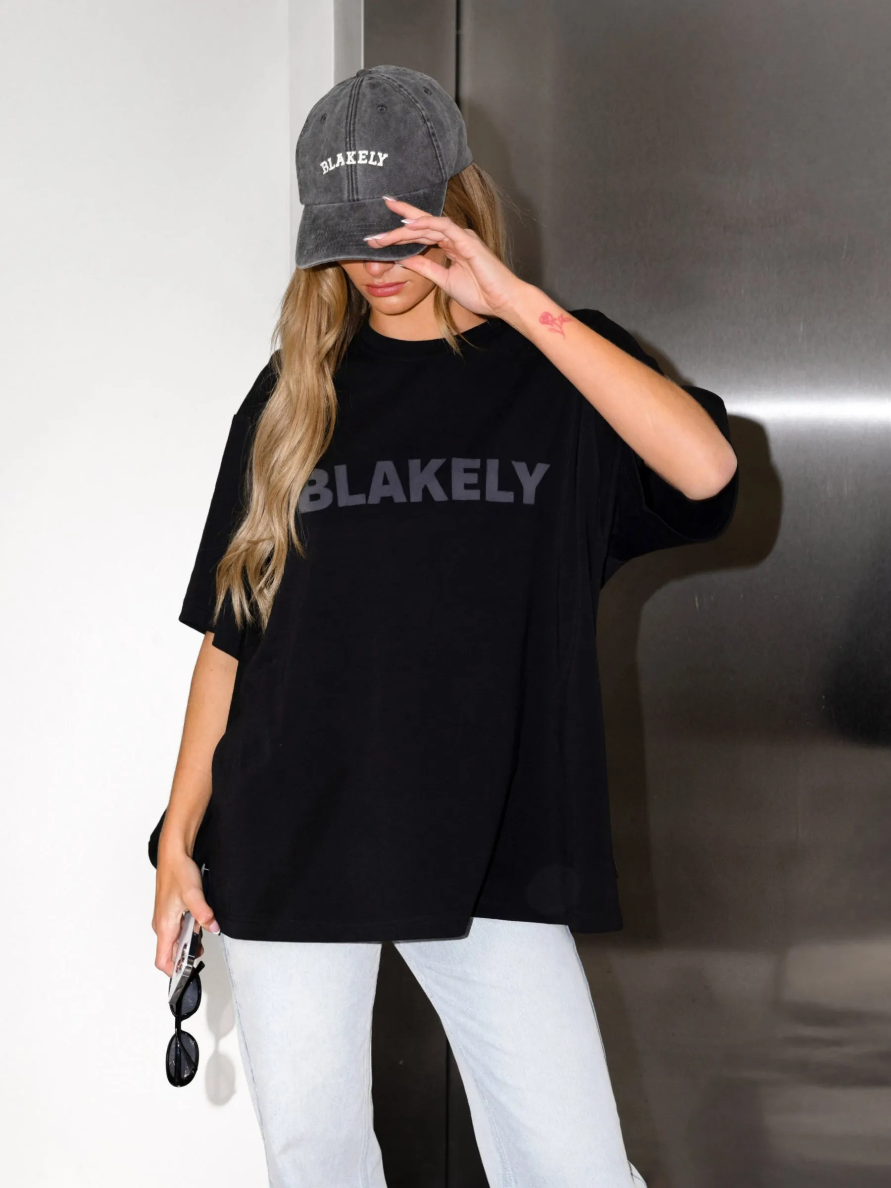 Studio Ultra Oversized T-Shirt - Tonal Black